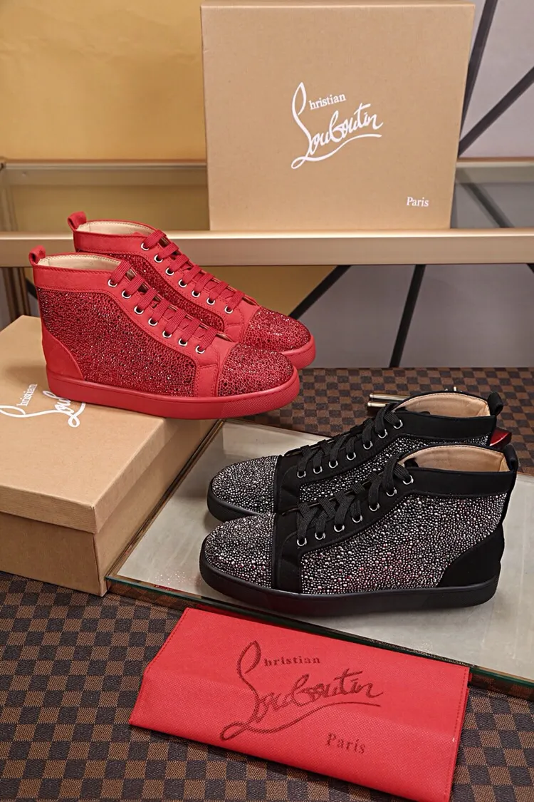 Ex-factory price 480. christian louboutin (CL red sole shoes) counter hot diamond series, high-top casual sneakers for couples 📢 📢 📢 Exclusive hot style release 🎈🎈💪 Movable latex feet 👻 Finished outsole sewing line [satisfied] 😝Female 35-40# Male 38#-46, global supply😝 [Top version]: original imported cowhide upper, top original leather lining, original molded TPU outsole, original 1:1 detail processing, original shoe last, large quantity available from stock,